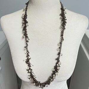 🍭6/$30 Clear bead and silver tone long necklace